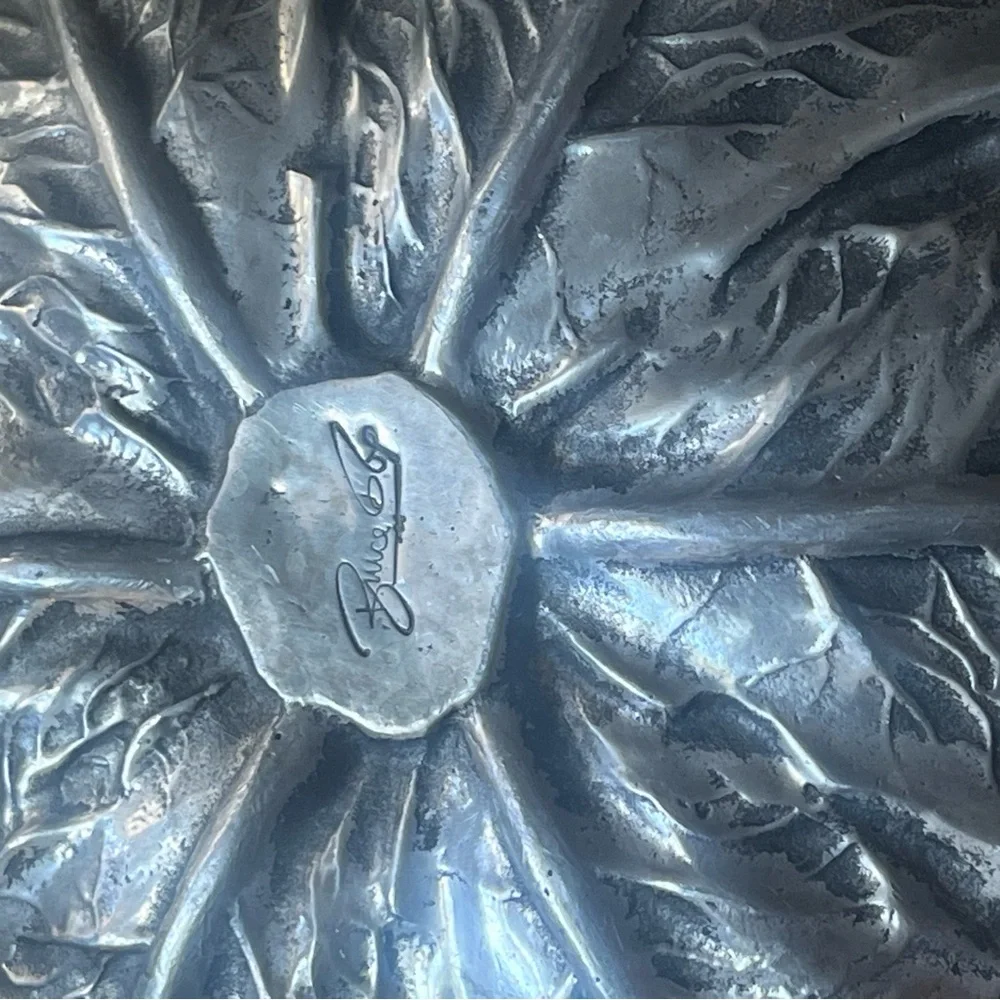 Silver Leaf-Shaped Bowl - Picture 5 of 9
